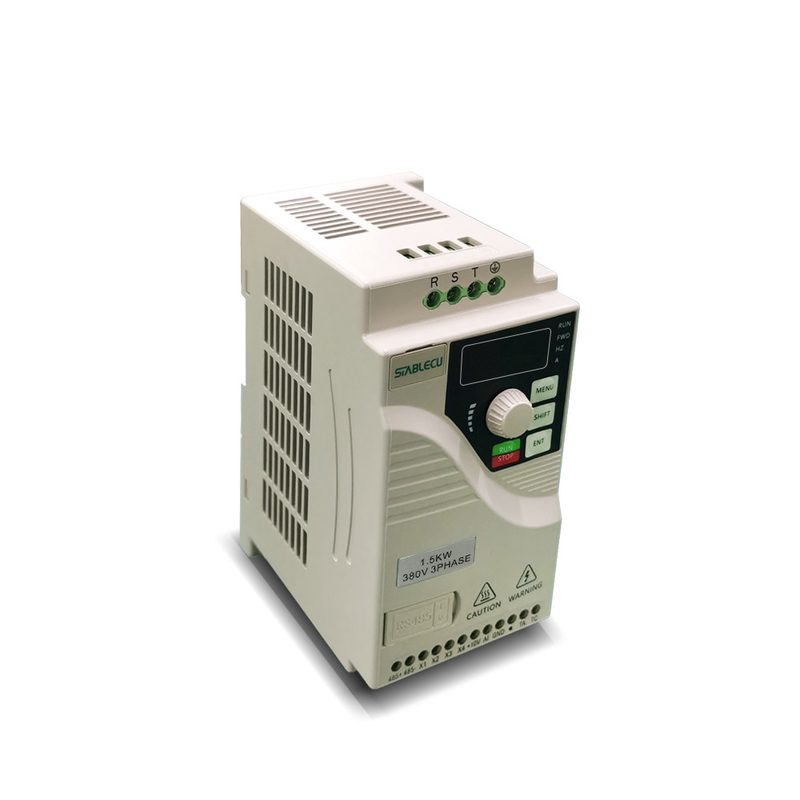380V 220V Single Phase Frequency Inverter , 0.75KW 1 Phase Frequency Converter